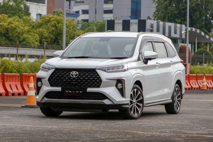 Giá lăn bánh Toyota Veloz Cross 2022 tại Việt Nam