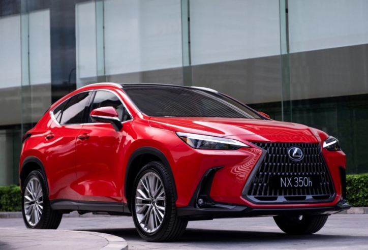 Lexus NX 2022 chính thức ra mắt tại Việt Nam, giá khởi điểm từ 3,01 tỷ đồng