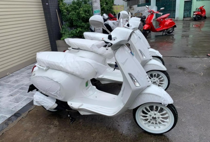 Giá xe Vespa Sprint Justin Bieber bị đội lên gần 100 triệu khi 'qua tay' dân buôn