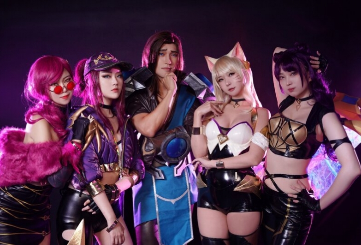 Cosplay nhóm nhạc K/DA, nhưng sao lại có Taric ở đây?