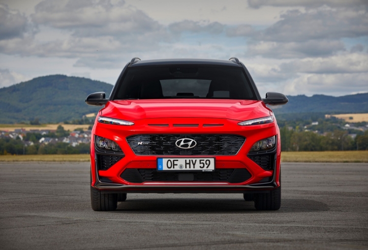 Hyundai Kona 2021 chốt lịch ra mắt vào 16/4, quyết đấu Kia Seltos