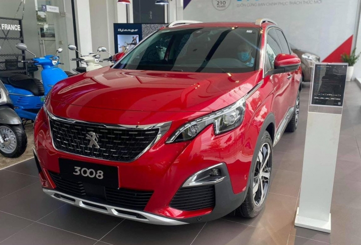 Cặp SUV của Peugeot giảm giá “kịch sàn”, đe nẹt Mazda CX-5, Fortuner