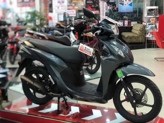 Giá xe Honda Vision 2021 giảm mạnh kỷ lục, thấp hơn giá đề xuất