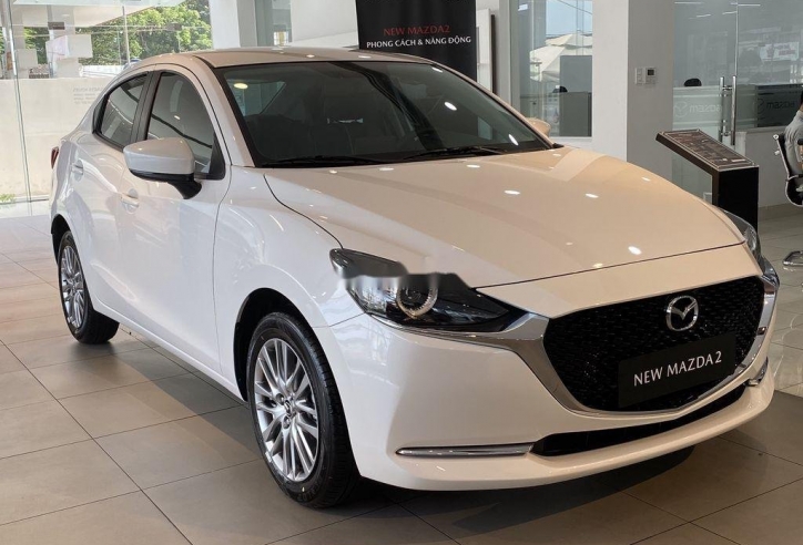 Sedan hạng B của Mazda giảm giá mạnh, gây sức ép tới Vios, Accent