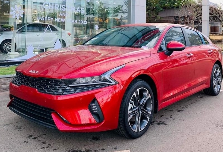 Chi tiết Kia K5 bản rẻ nhất, đủ sức đấu Camry dù thấp hơn gần 200 triệu