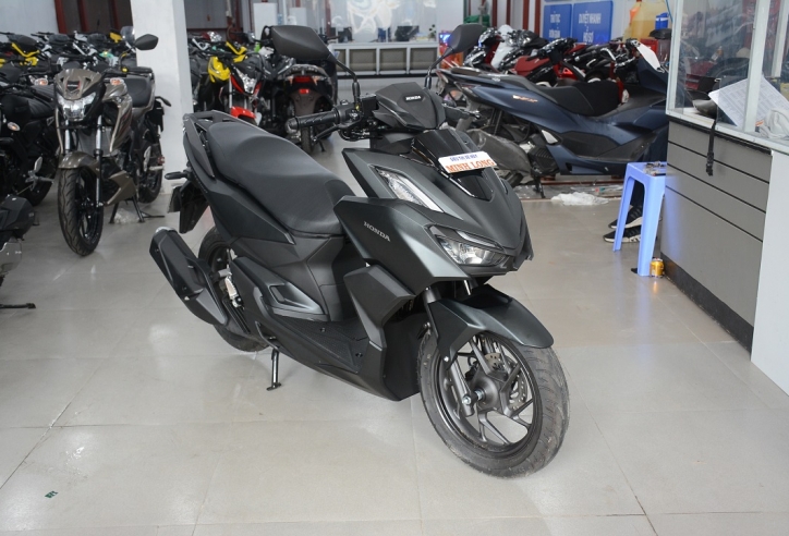 Honda Vario 160 bất ngờ về Việt Nam: 2 phiên bản ABS và CBS