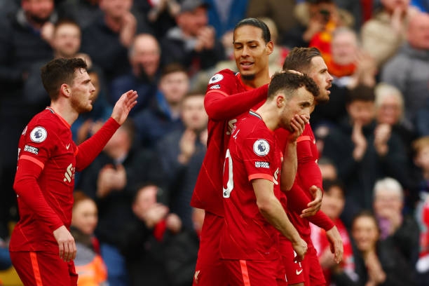 Liverpool giữ chân thành công 'cầu thủ giỏi hơn cả Ronaldo'