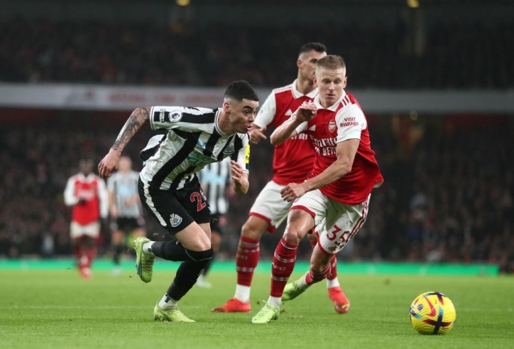 Thi đấu quá chắc chắn, Arsenal và Newcastle cống hiến trận đấu cân tài cân sức