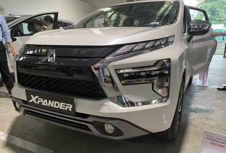 Mitsubishi Xpander 2022 bất ngờ về đại lý, nhiều nâng cấp đấu Veloz Cross