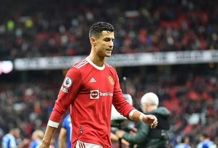 NÓNG: Siêu cò bay đến Anh, tương lai Ronaldo tại MU sắp được định đoạt?