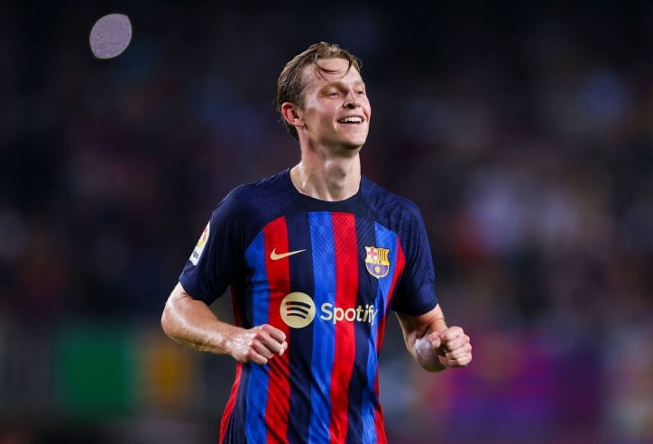 De Jong 'chỉ huy' tuyến giữa, đã đến lúc Barca để Busquets nghỉ ngơi