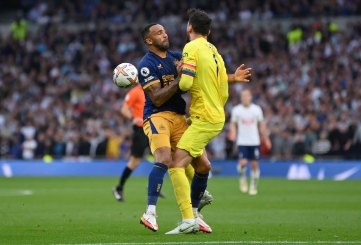 Món quà từ Hugo Lloris, Tottenham dâng ba điểm cho Newcastle