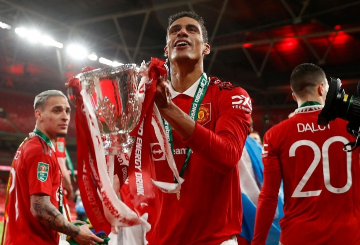 Varane thừa nhận một sự thật, khiến fan MU hạnh phúc với thông điệp đáng chờ đợi