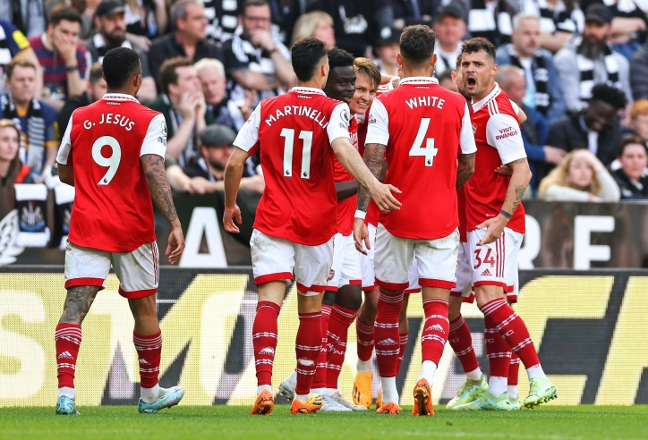 Thắng Newcastle, Arsenal tạo ra thành tích chưa từng có tại Ngoại hạng Anh