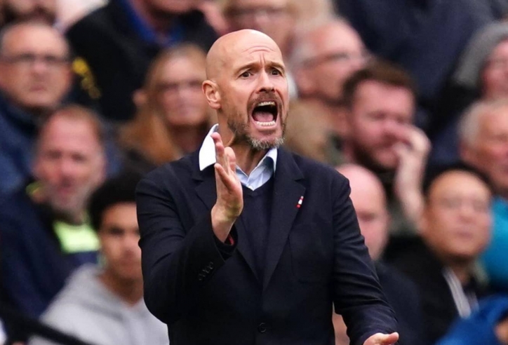 Ten Hag bất ngờ chỉ trích học trò cực gắt sau trận thua tại Derby Manchester