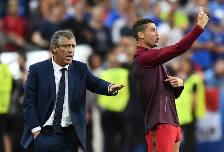 NÓNG: Xác định cái tên bất ngờ làm 'thầy mới' của Ronaldo tại ĐT Bồ Đào Nha