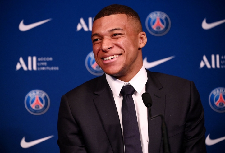 Tạm nghỉ thi đấu, Mbappe vẫn khiến PSG 'nở mày nở mặt' nơi phương xa