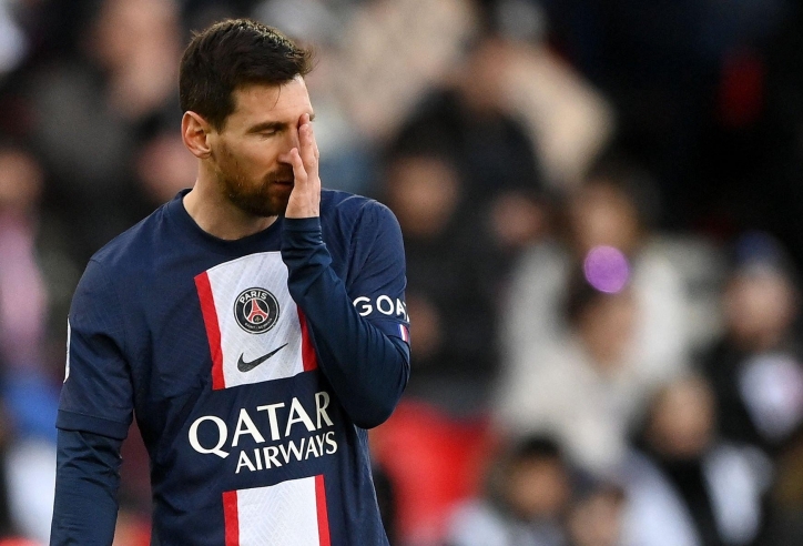 Hay 'gấp ba Mbappe', PSG vẫn đem tin buồn kép tới cho Messi