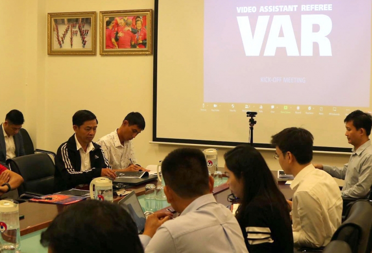 FIFA làm việc với VFF, V-League chính thức khởi động dự án VAR