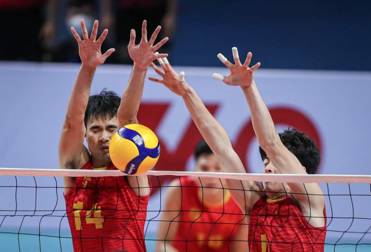 Tổng kết bóng chuyền SEA Games 31 ngày 15/5: Việt Nam thua trận, nhiều cầu thủ bị ngộ độc thức ăn