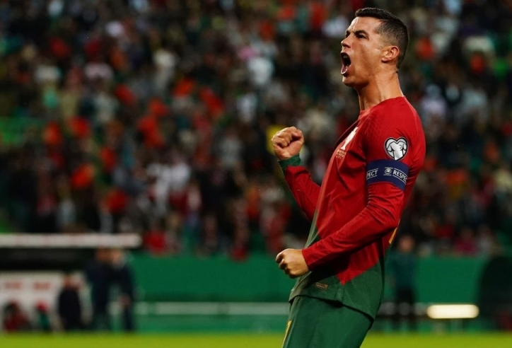 Không thể cản bước, Ronaldo chính thức tạo nên thành tích vĩ đại bậc nhất lịch sử