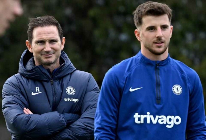 Tái hợp Chelsea, Lampard cũng không cứu nổi 'con trai cưng'