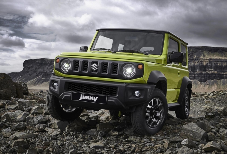 Suzuki Jimny tại Việt Nam chốt giá 789 triệu đồng: Có 2 phiên bản, nhiều trang bị hỗ trợ off-road