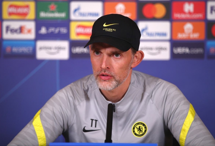 Chelsea bị rao bán, HLV Tuchel phát cáu khi nói về chủ tịch Abramovich