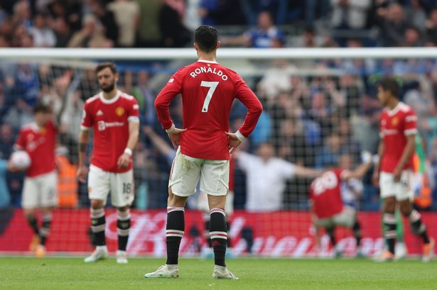 Man United thất bại toàn diện cả thập kỷ qua: Vì đâu nên nỗi?