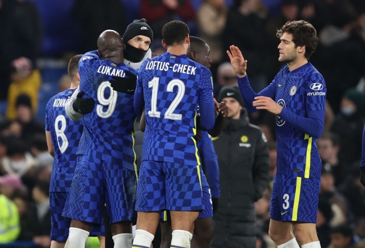 Chelsea đánh bại Tottenham, đặt một chân vào chung kết League Cup