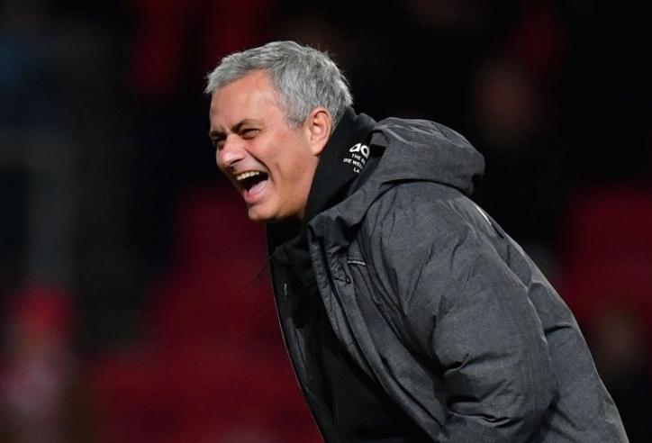 CLB được 'cơ cấu' cho Super League muốn thuê Mourinho