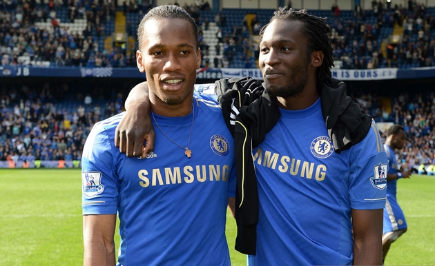 Drogba vừa lòng khi truyền nhân Lukaku làm khổ Arsenal