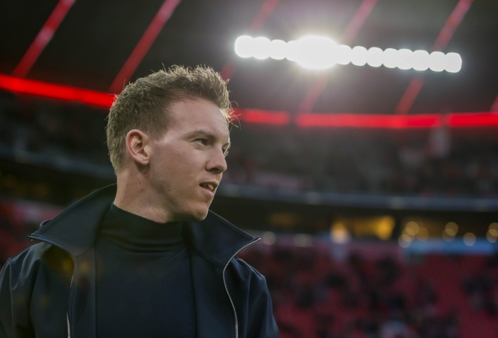 Nagelsmann mỉa mai Barca 'mua sắm mà không cần tiền'