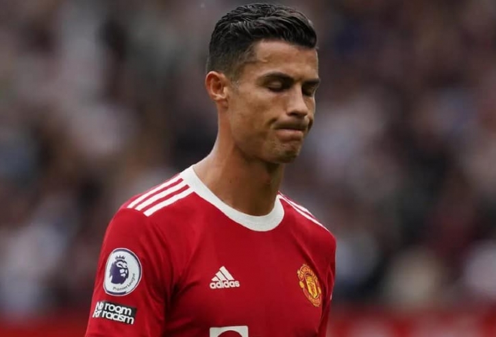 Ronaldo vẫn bị đội bóng thành Madrid 'đuổi khéo' dù chấp nhận giảm lương