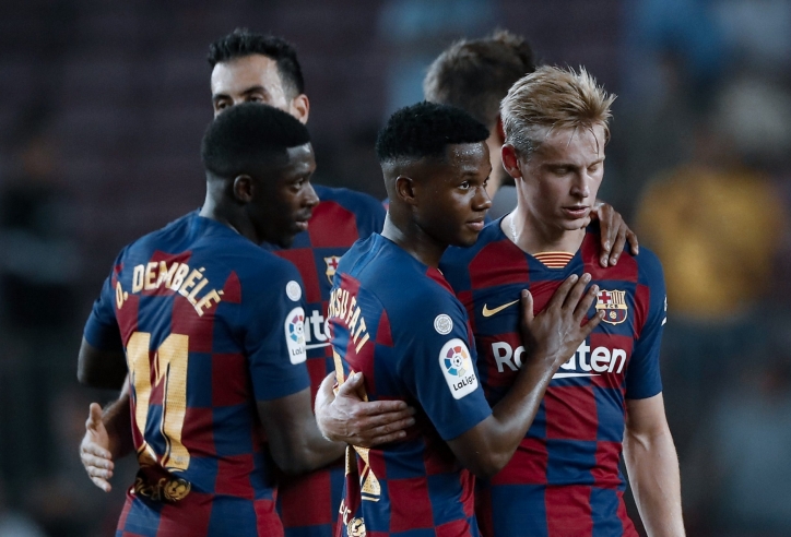 Liên tục 'bán lúa non', tương lai đen tối đang chờ Barca