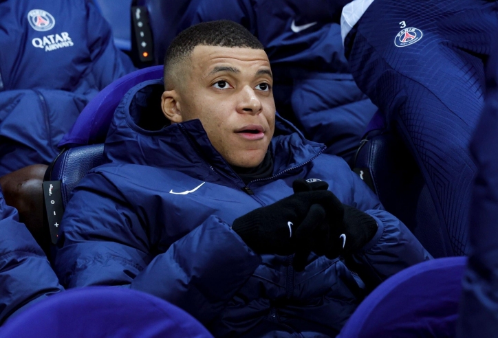 Ngồi dự bị, Mbappe phản ứng thế nào trong ngày PSG thất thủ tại cúp C1?