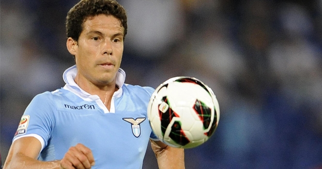 Arsenal mất Hernanes vào tay Inter Milan