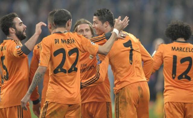 Video bàn thắng: Schalke 04 1–6 Real (Champions League 2013/14)