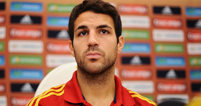 ‘Derby Manchester’ vì Cesc Fabregas