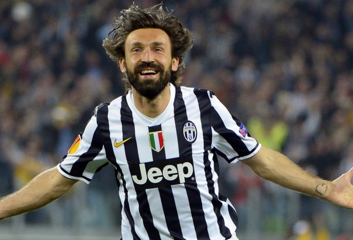 VIDEO: Andrea Pirlo lập siêu phẩm sút phạt trong trận đấu thứ 100 tại đấu trường C1