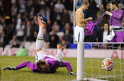 VIDEO: 'Sát thủ' mới nổi Harry Kane và màn bắt gôn hài hước nhớ đời