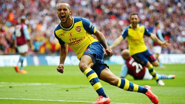 VIDEO: Theo Walcott mở tỷ số cho Arsenal