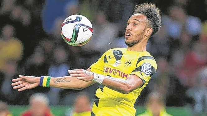 VIDEO: Aubameyang - Chân sút số 1 trong tầm ngắm Arsenal