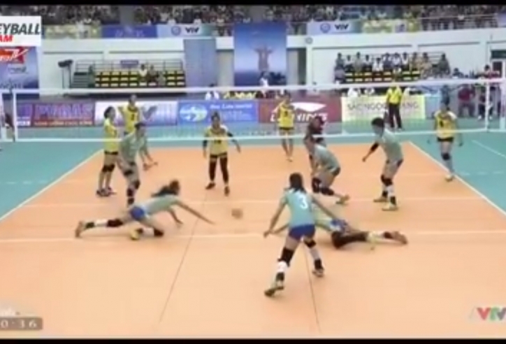 Video VTV Cup 2015: Pha bỏ bóng tinh tế của Ngọc Hoa trong trận gặp Liaoning