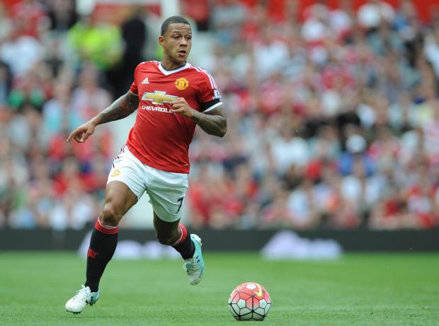 VIDEO: Màn trình diễn của Depay trong trận gặp Tottenham (Vòng 1 NHA 2015/2016)