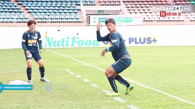 Video hài hước: Lý do Kazuyoshi Miura có thể chơi bóng cho Yokohama ở tuổi 49