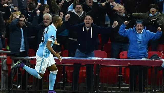 VIDEO: Fernandinho ghi bàn ở góc hẹp mở tỷ số cho Man City