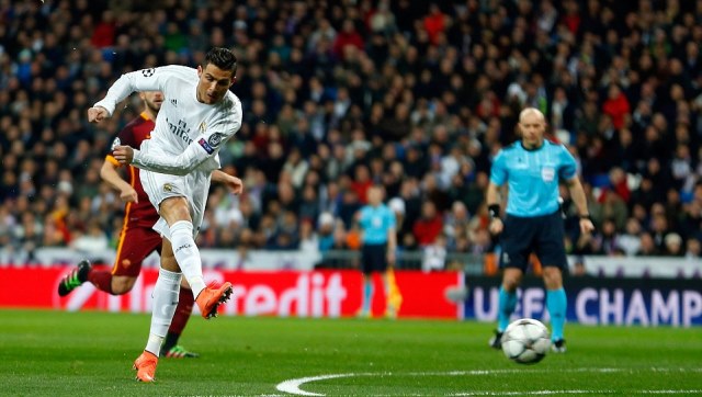 Video bàn thắng: Real Madrid 2-0 AS Roma (Lượt về vòng 1/8 Champions League)