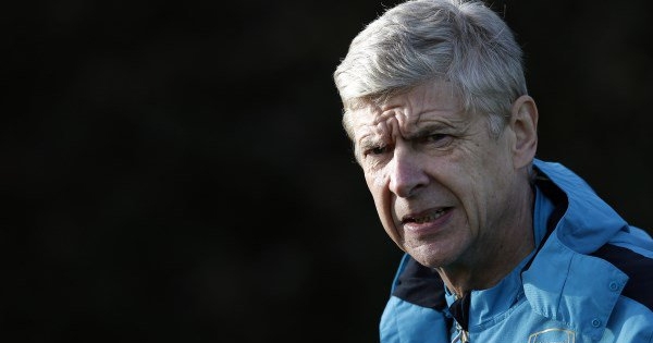 HLV Wenger thừa nhận phong độ yếu kém của Arsenal