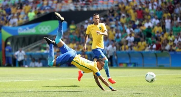 VIDEO: Bàn thắng đi vào lịch sử Olympic của Neymar